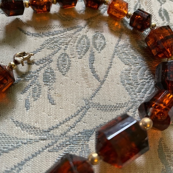 Amber coloured choker - Picture 2 of 2